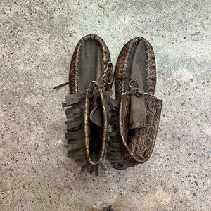 OOAK Custom Handmade Brown Fringe Crocodile 🐊 Alligator Moccasins Womens 6